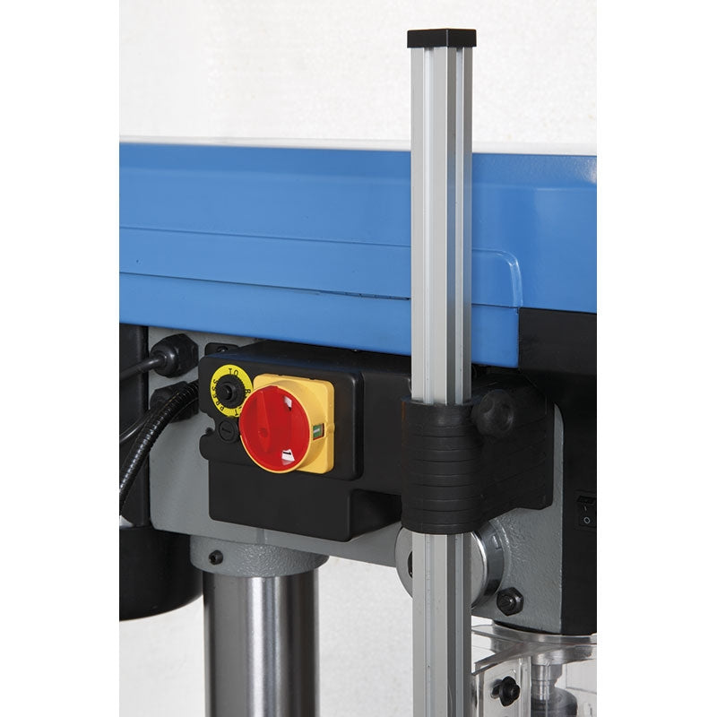 Fervi 0242 - Trapano da banco con trasmissione a cinghia e misuratore digitale di profondità