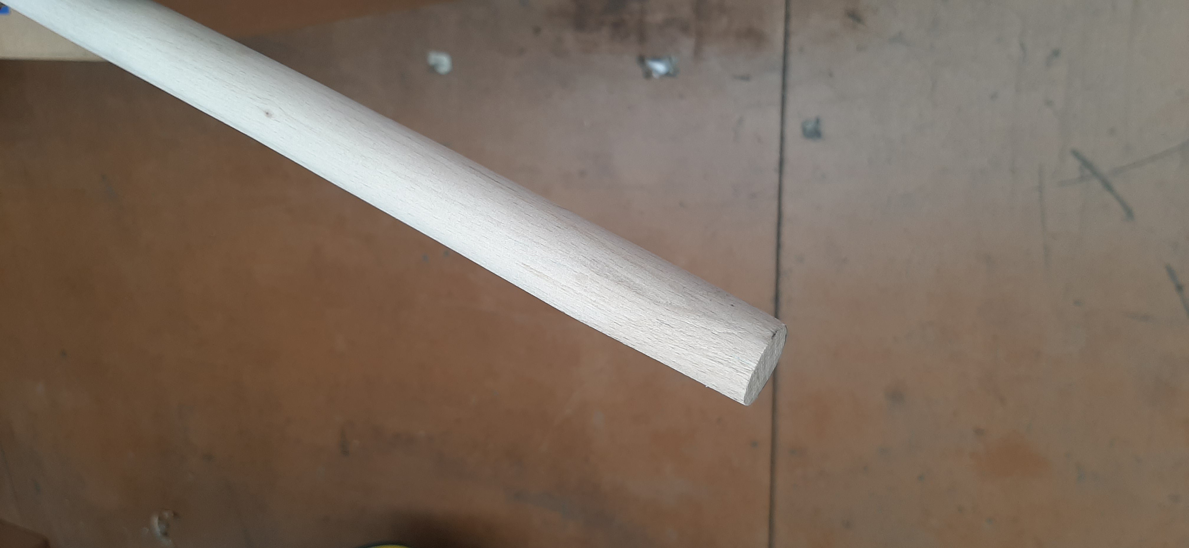 Manico in Legno lungo 1,5 0035