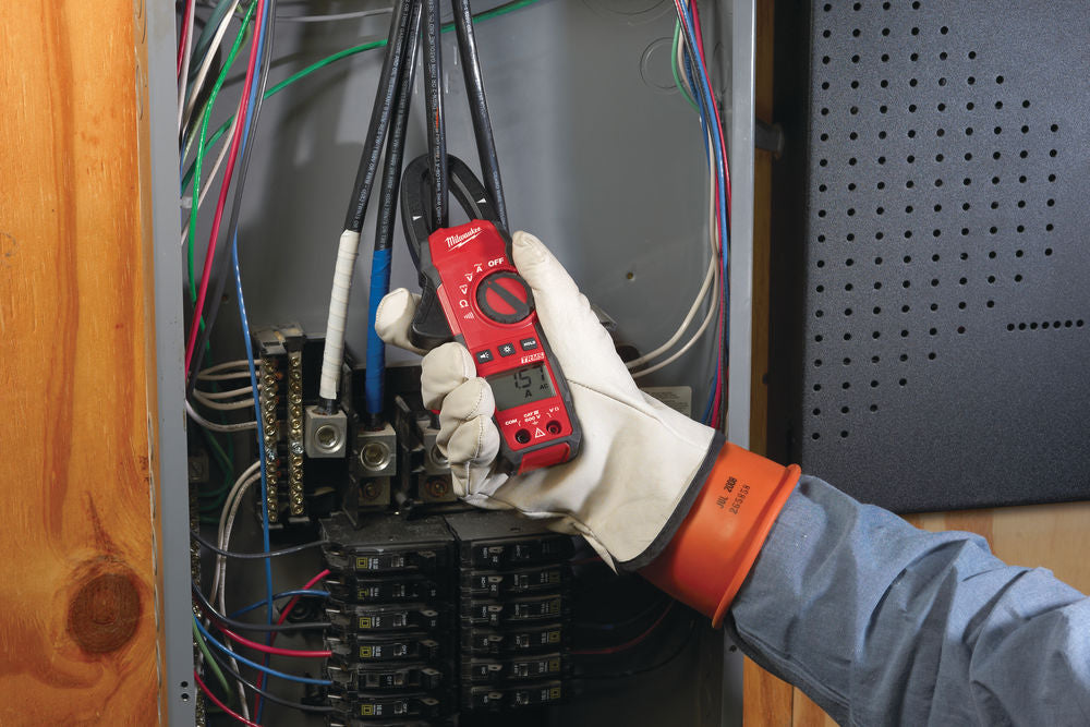 Milwaukee 2235-40 - Pinza amperometrica per forme d'onda AC sinusoidali e non sinusoidali