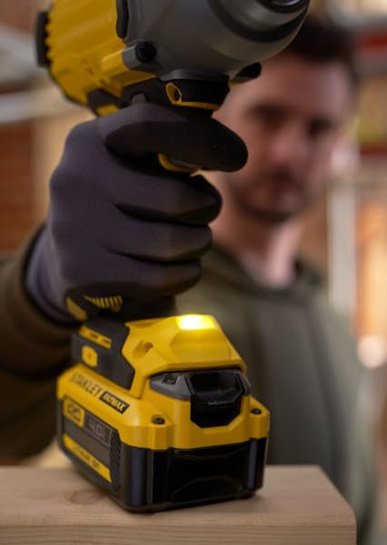 Stanley SFMCF940M1-QW - Avvitatore a impulsi a batteria da 18 V, 1 batteria da 4,0 Ah - in borsa