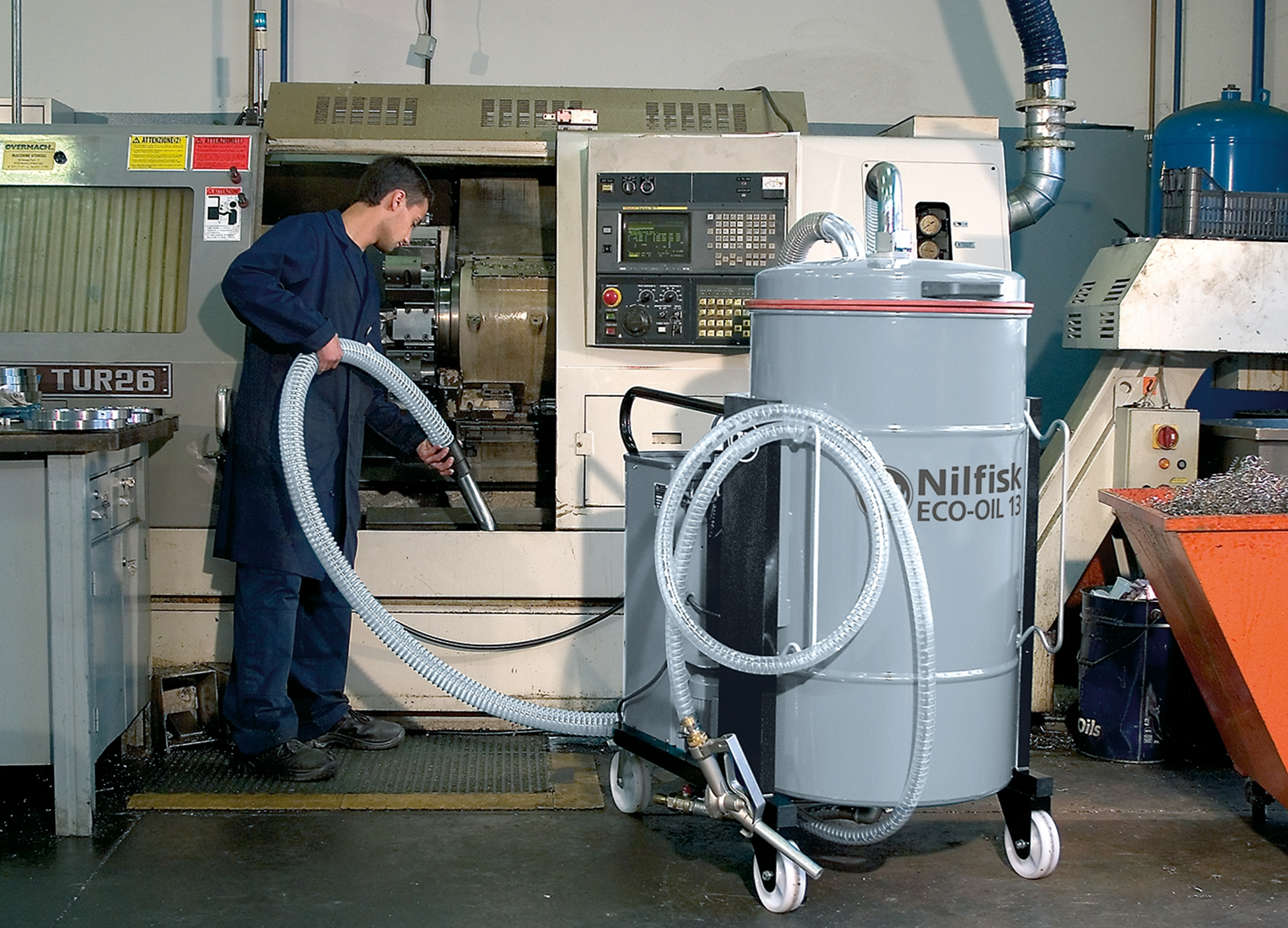 Nilfisk ECO-OIL 22 - Aspiratore professionale per olio e trucioli, per risparmio olio
