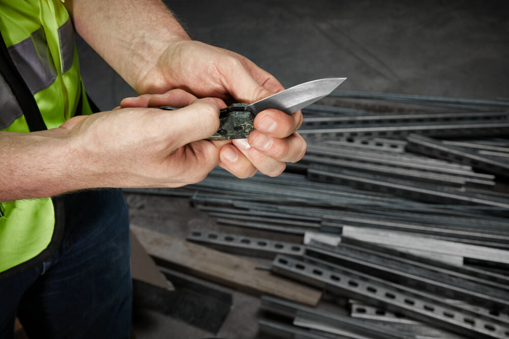 Milwaukee 4932492375 - Coltello a lama richiudibile mimetico