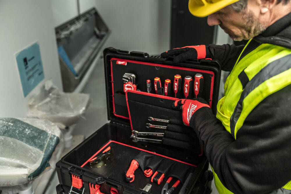 Milwaukee 4932499467 - Valigetta attrezzi Packout per idraulici completa di 74 utensili 