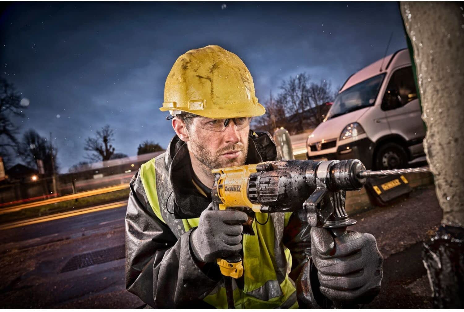 Dewalt D25133K-QS - Tassellatore SDS-Plus a 3 funzioni 2,6 J