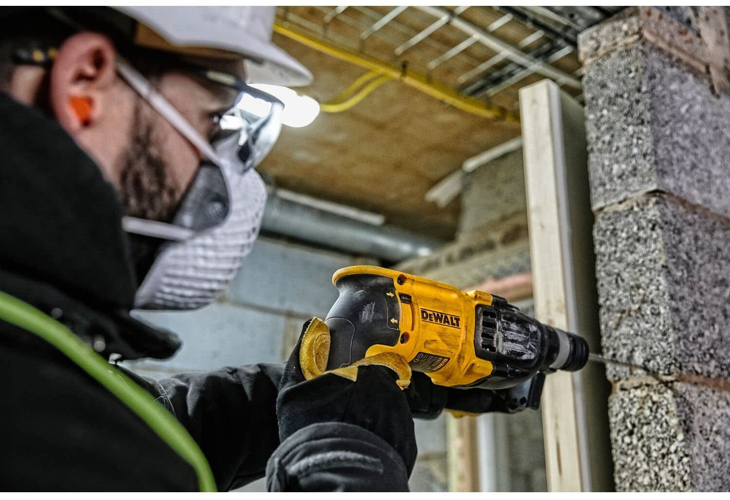 Dewalt D25133K-QS - Tassellatore SDS-Plus a 3 funzioni 2,6 J
