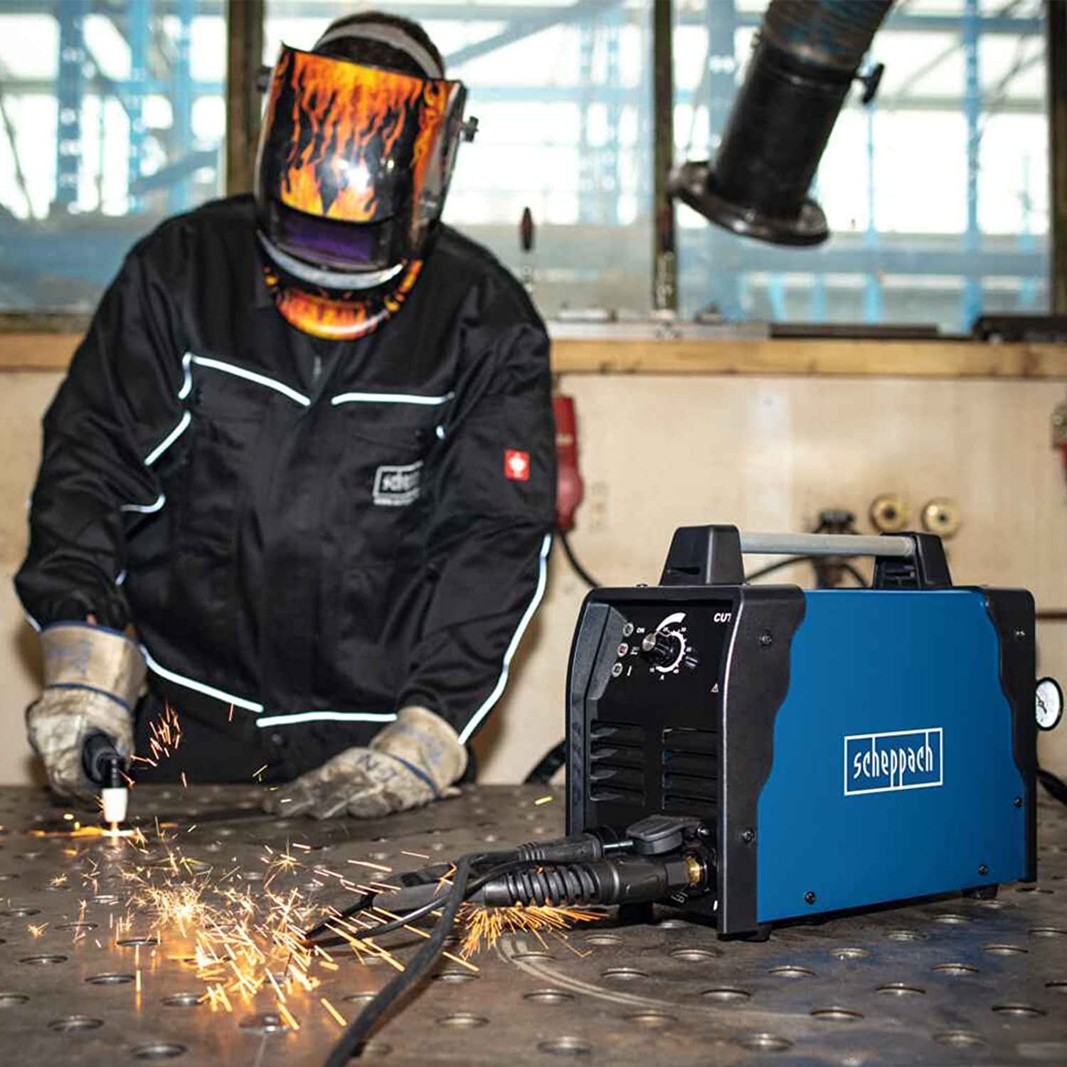 Scheppach PLC40 - Taglio al plasma - taglio max 12mm - Potenza 15-40A 