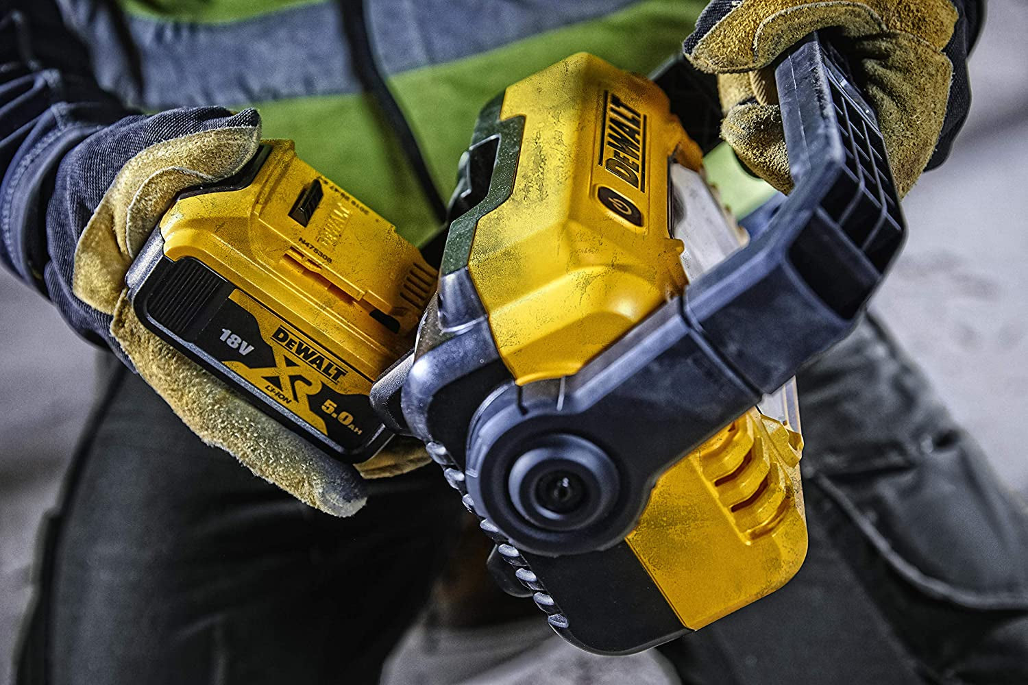 Dewalt DCL077 - Luce led da cantiere a batteria, solo corpo