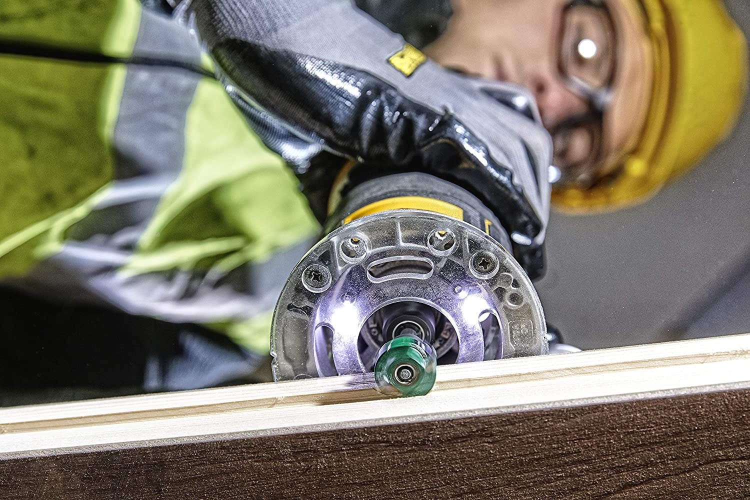 Dewalt DCW604NT-XJ