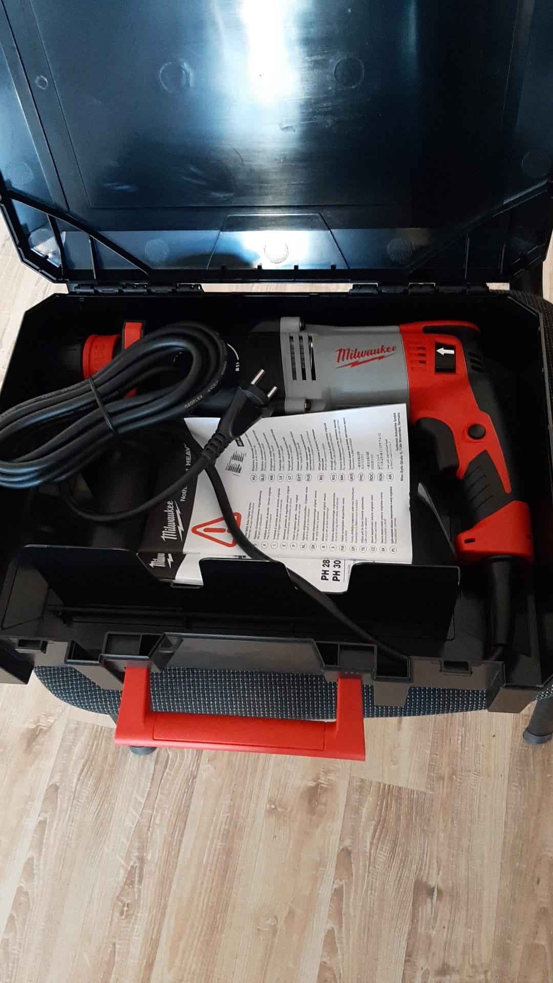 Milwaukee Tassellatore PH 30 POWER X SDS-plus a tre modalità foratura fino a 30 mm