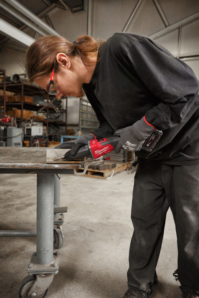 Milwaukee M18 FDGRB-0X – Smerigliatrice diritta M18 FUEL con avvio a slitta - solo corpo