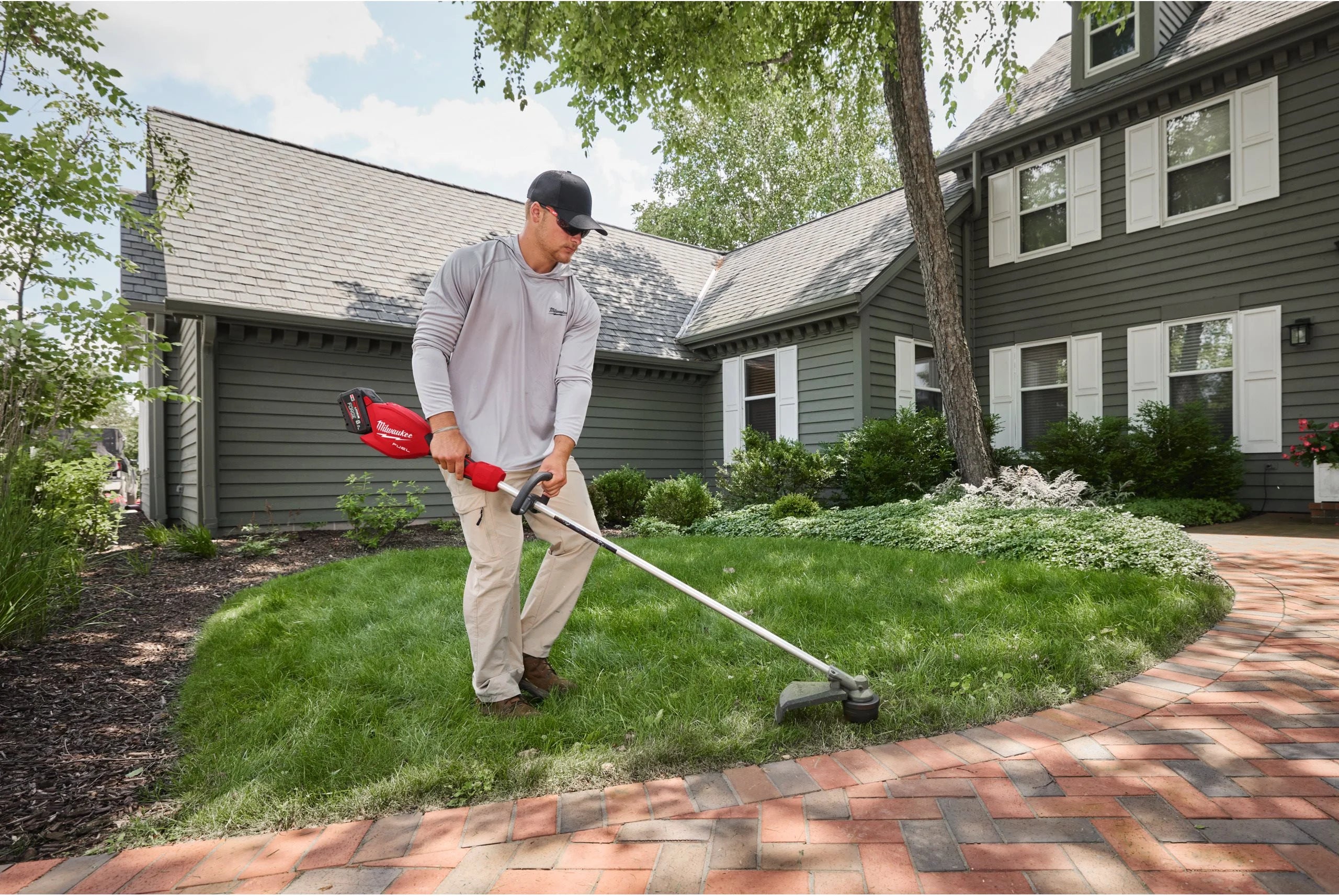 Milwaukee M18 FGTR-0 - Decespugliatore a batteria 18V Fuel - Solo Corpo