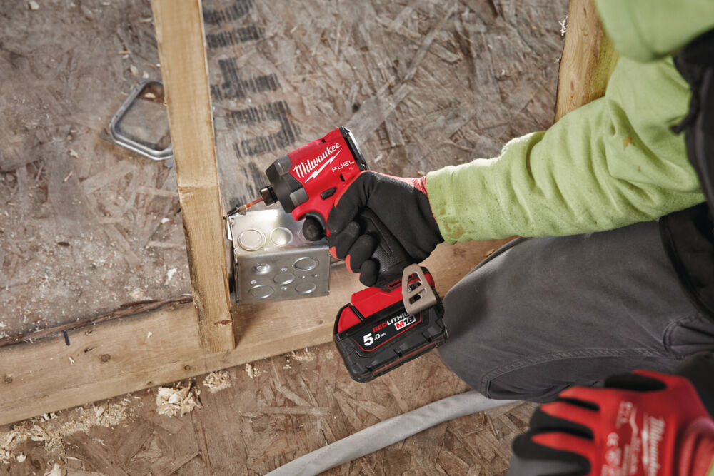 Milwaukee M18 FPP4IT-553TB - Kit utensili 18V - M18FPD3 + M18 FSAG125XB - M18FID3 - M18FHX