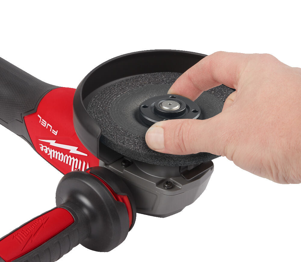 Milwaukee M18 FPP2IT-542X - Set utensili 18V Trapano M18 BLPDRC + Smerigliatrice M18 FSAG125X - 1 x 4Ah + 1 x 5Ah