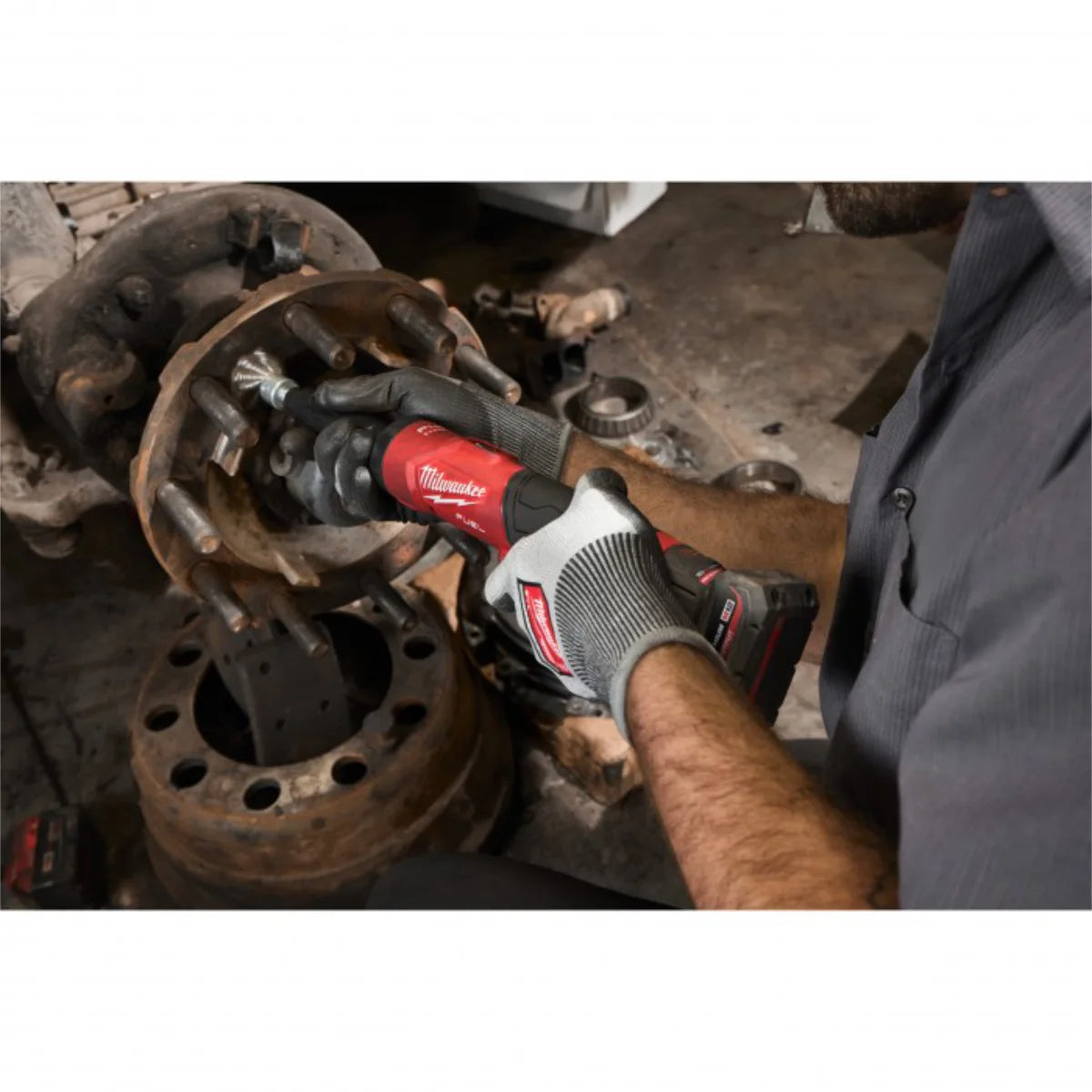 Milwaukee M12 FDGES2-0 - Mini Smerigliatrice dritta estesa a batteria 12V solo corpo