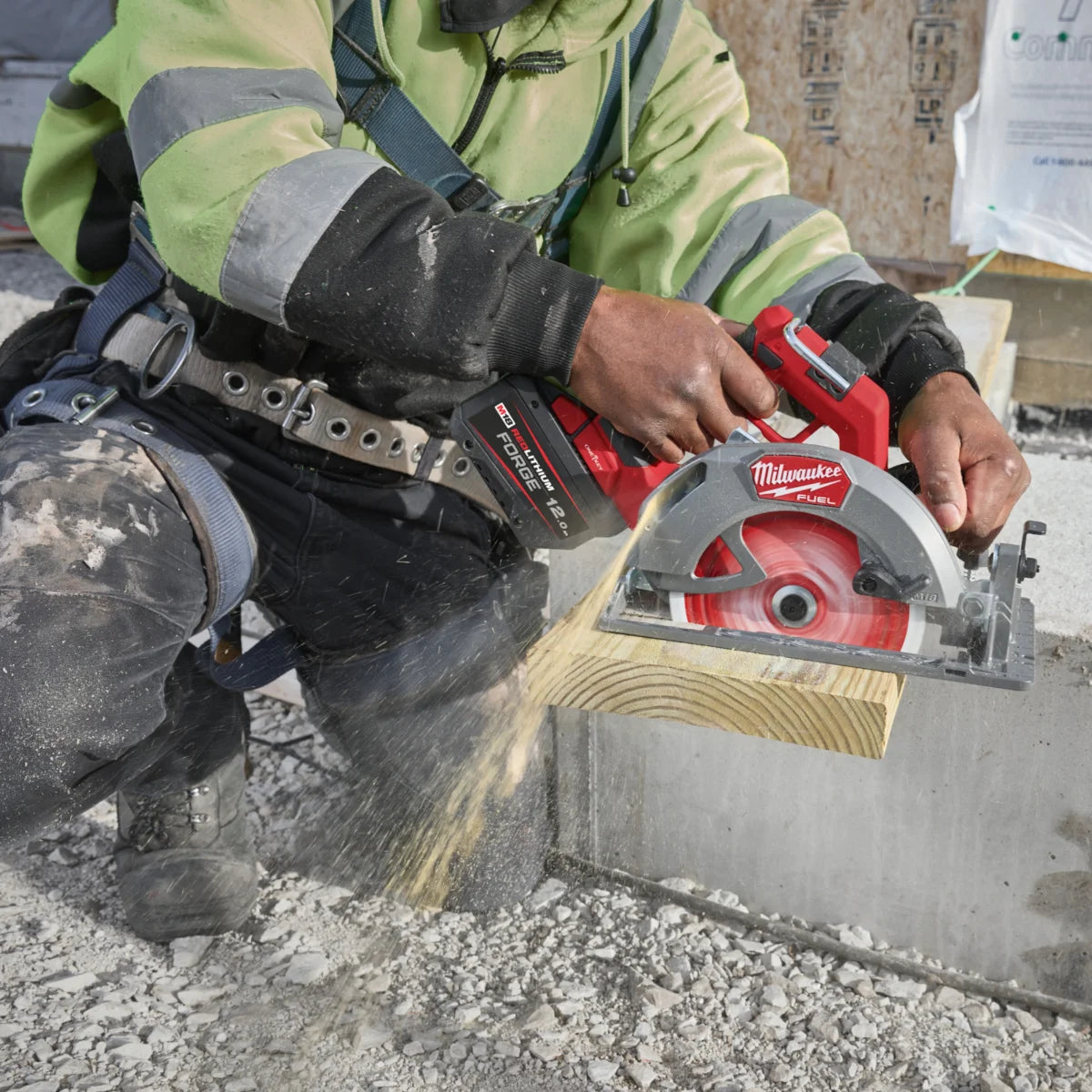 Milwaukee M18 FCSO190GR-121C - Sega circolare Fuel batteria 18V - 190mm