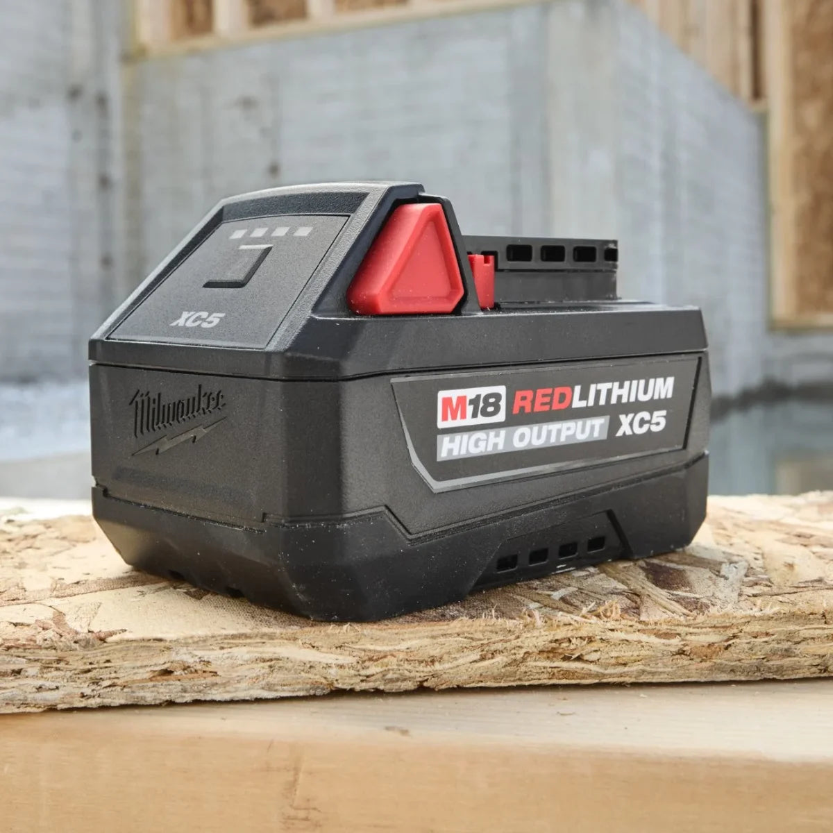 Milwaukee M18 HB5 Batteria HIGH OUTPUT 5.0 Ah 18V per elettroutensili da 18V