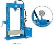 Omcn P30/W Pressa elettroidraulica trifase una velocità max 30 tonnellate Made in Italy