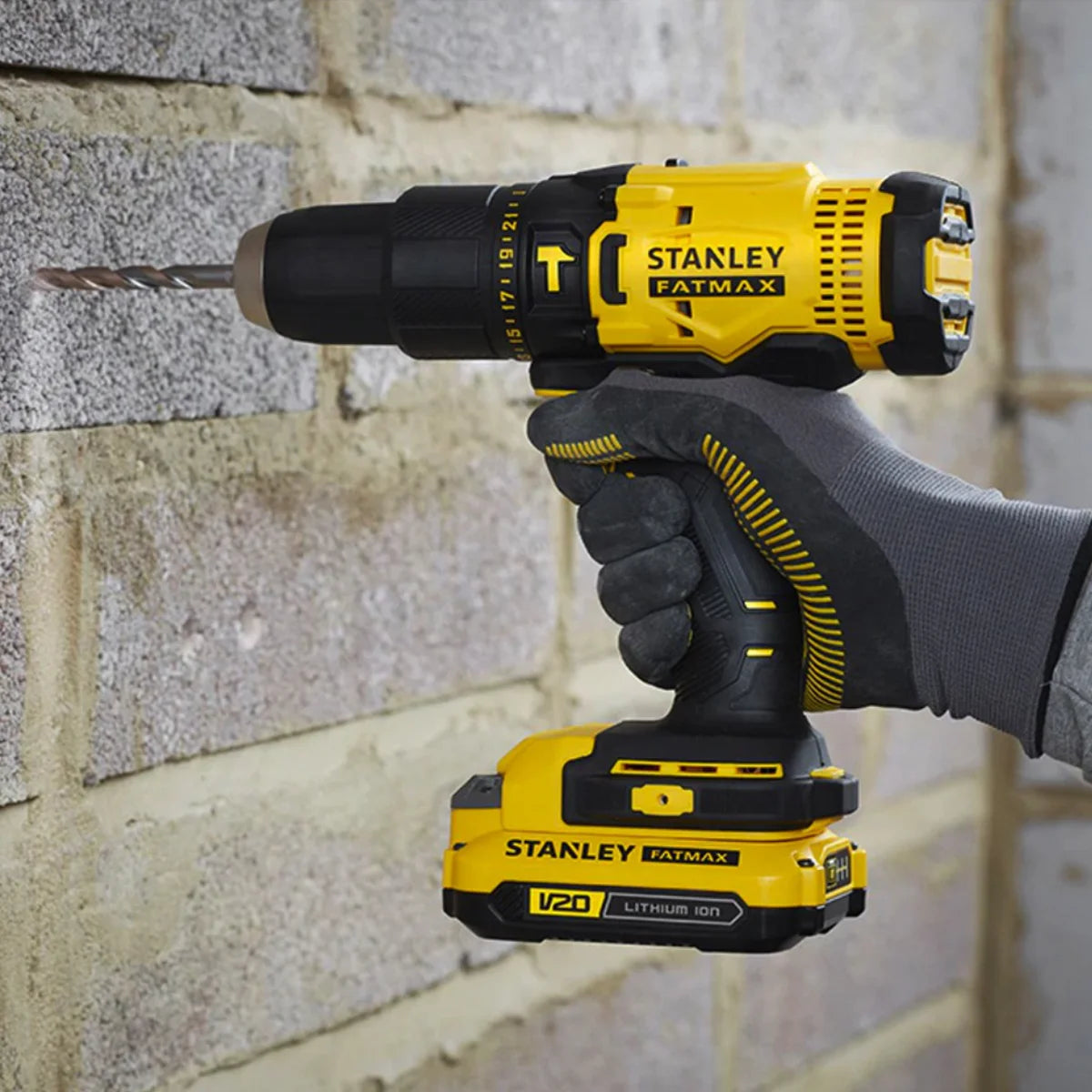 STANLEY FatMax SFMCD711D2K Trapano a Percussione 2 batterie