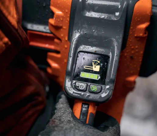 Husqvarna 550i XP Motosega a batteria 36V - barra 45,7 cm - Max 3,2Kw - senza batteria e caricabatterie