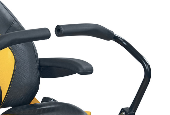 Cub Cadet Z2 127 Rasaerba zero turn a leve , raggio zero per pendenze 46% (25°) , taglio 127 cm , c.c. 726 Trasmissione Doppia Hydro