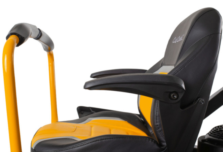 Cub Cadet Z3 137 Rasaerba zero turn a leve , raggio zero per pendenze 46% (25°) , taglio 137 cm , c.c. 726 Trasmissione Doppia Hydro