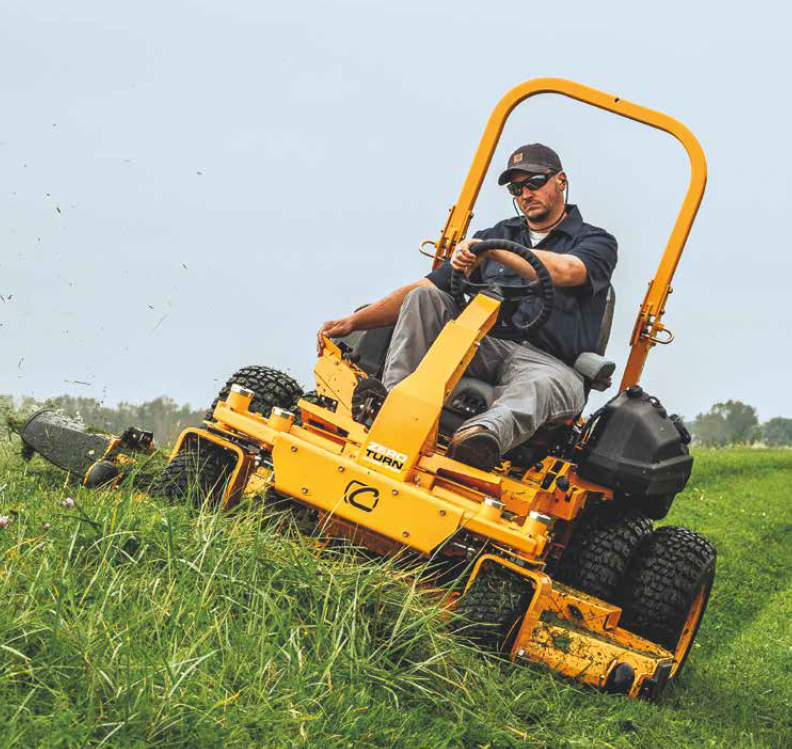 Cub Cadet Z9 183id Rasaerba zero turn volante, raggio zero per pendenze 46% (25°) , taglio 183 cm , Kawasaki c.c. 999 Trasmissione Doppia Hydro
