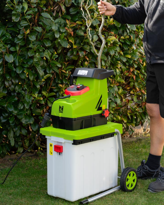 Zipper ZI-GHAS2800 - Biotrituratore elettrico per giardino 220V , ramo max 40 mm