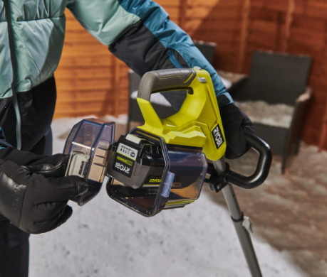 Ryobi RY36ST30B-0 Pala spazzaneve 36V Max Power pulizia 30cm , solo corpo macchina