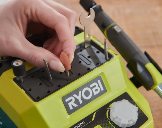 Ryobi RRTS18-0A35 Utensile rotativo multifunzione a batteria 18V con 35 accessori , solo corpo