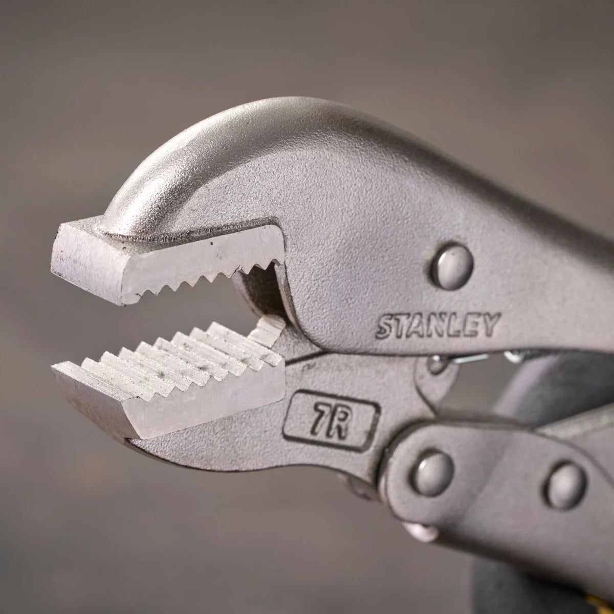 Stanley FMHT84902-0 Pinza a pressione con ganasce dritte 250mm