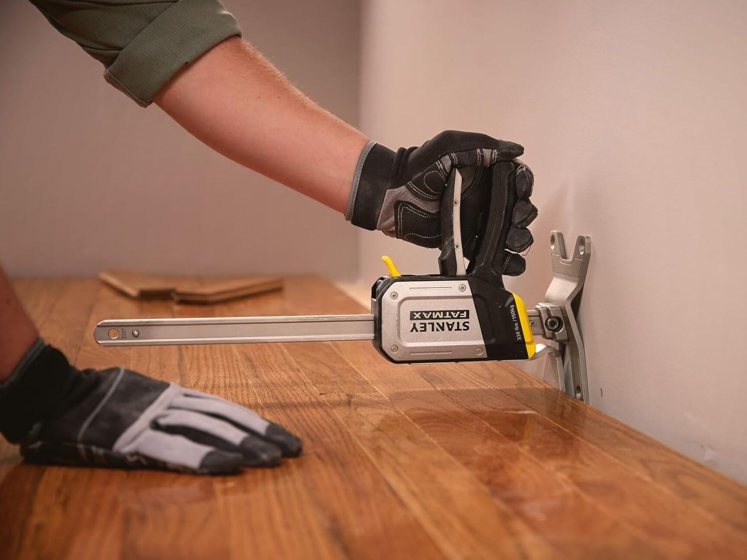 Stanley FMHT83550-1 FATMAX TradeLift Sollevatore multifunzione 150kg x 220mm