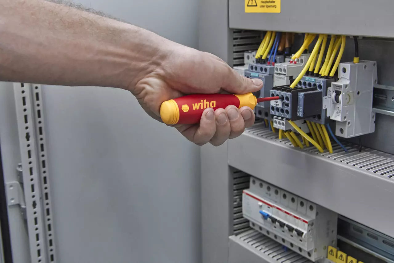 Wiha 45296 PocketMax Cacciavite con 4 portainserti electric MAX VDE