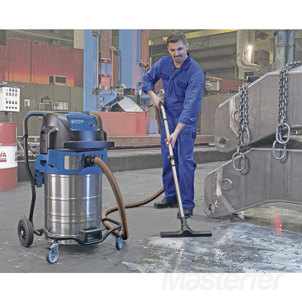 Nilfisk Attix 961 - Aspiratore industriale a 2 motori per solidi e liq Masterfer Nilfisk Attix 961 - Aspiratore industriale a 2 motori per solidi e liq Masterfer