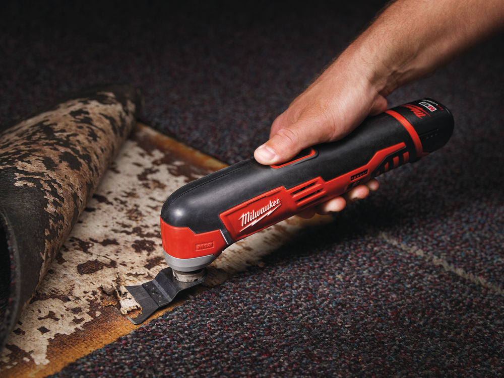 Milwaukee C12 MT - Utensile multifunzione vibrante a batteria - solo corpo