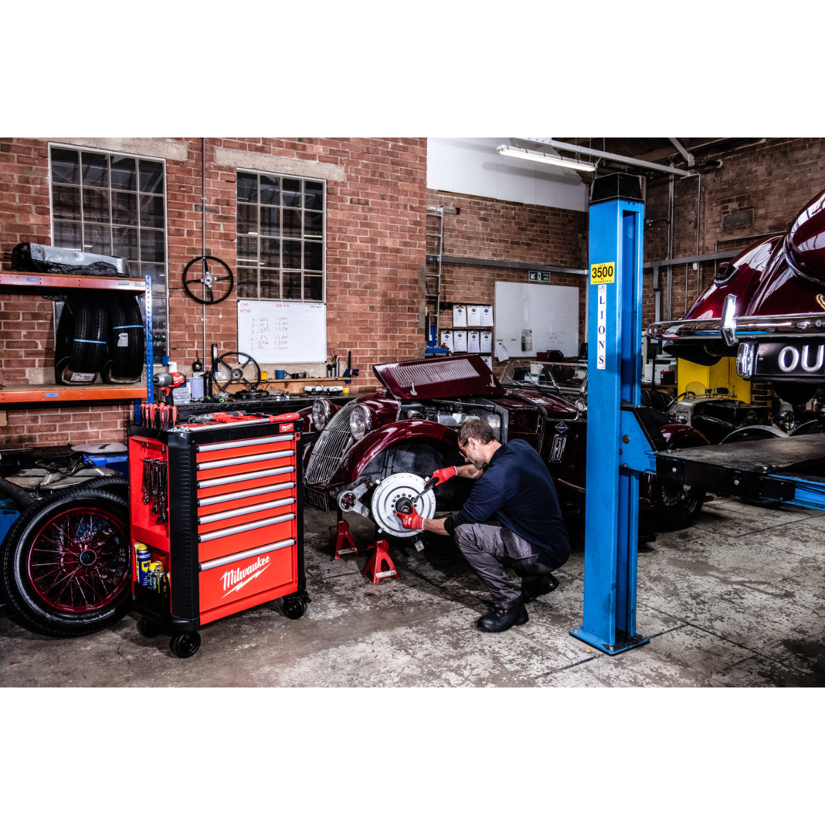 Milwaukee CP7-AUTO - Carrello portautensili porta attrezzi - Assortimento automotive 190 pezzi