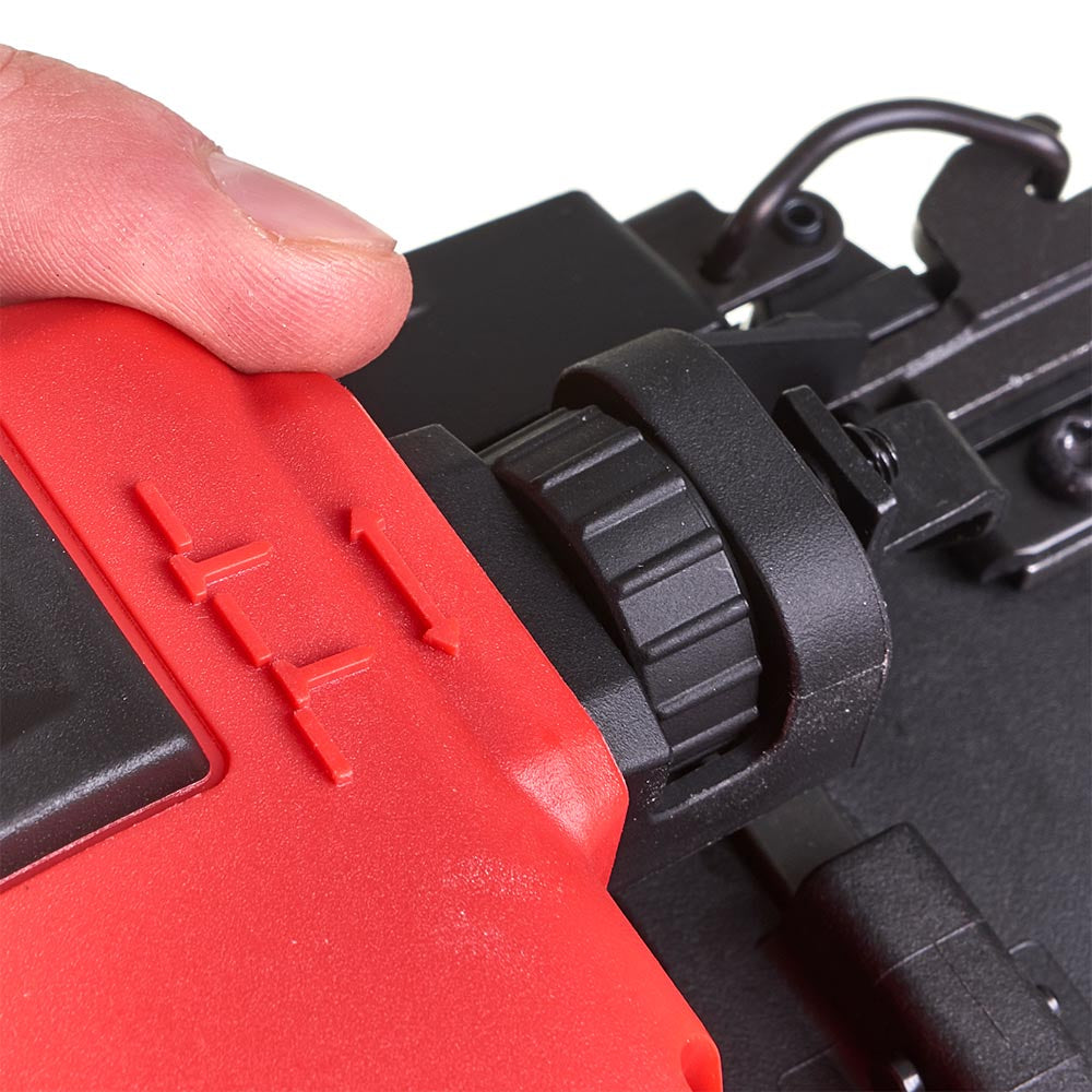 MILWAUKEE M18 FN18GS-202X GROPPINATRICE CHIODATRICE A BATTERIA 18 GA - 2X2AH