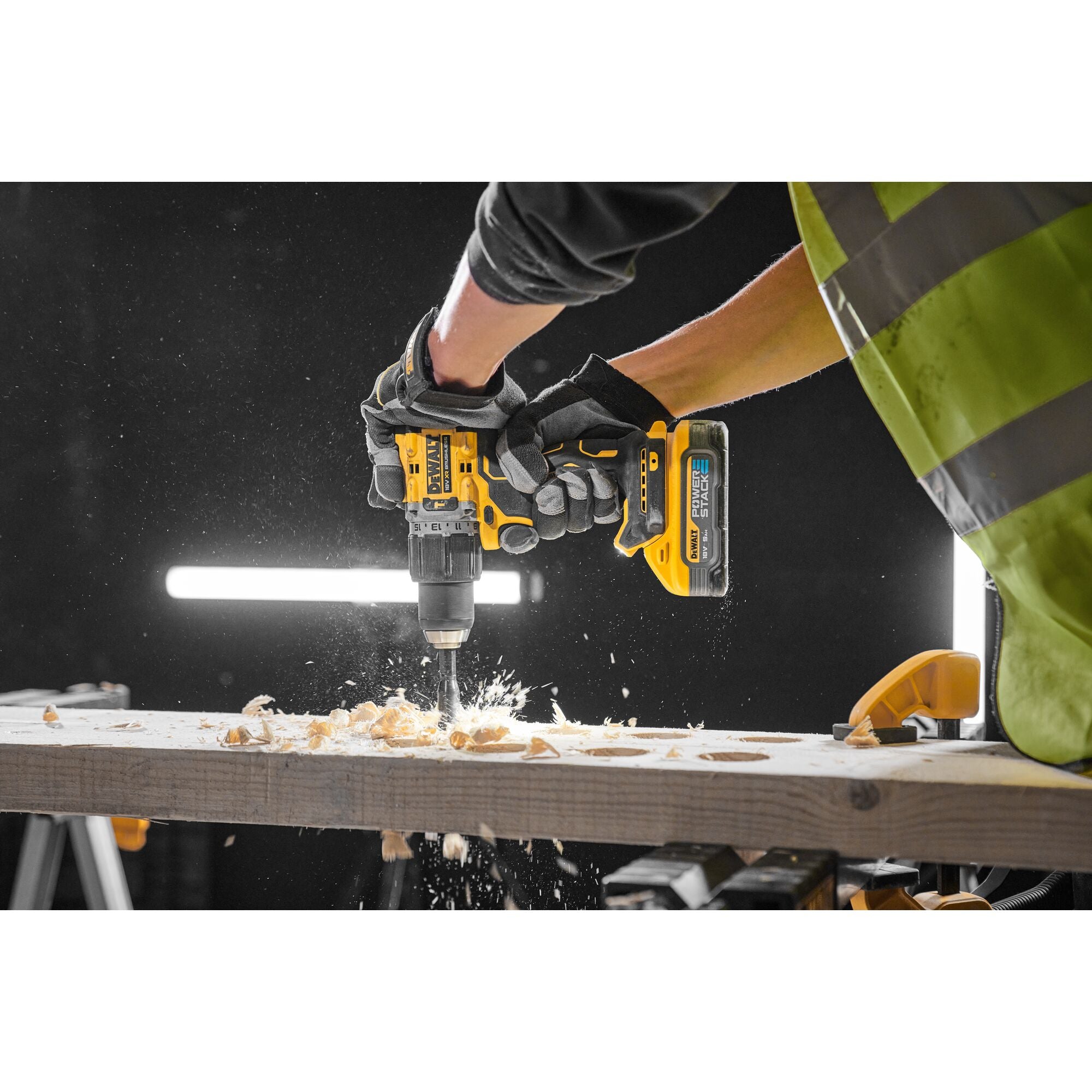 Dewalt DCD805H2T-QW - Trapano avvitatore a batteria 18V con percussione - 2 X 5Ah POWERSTACK