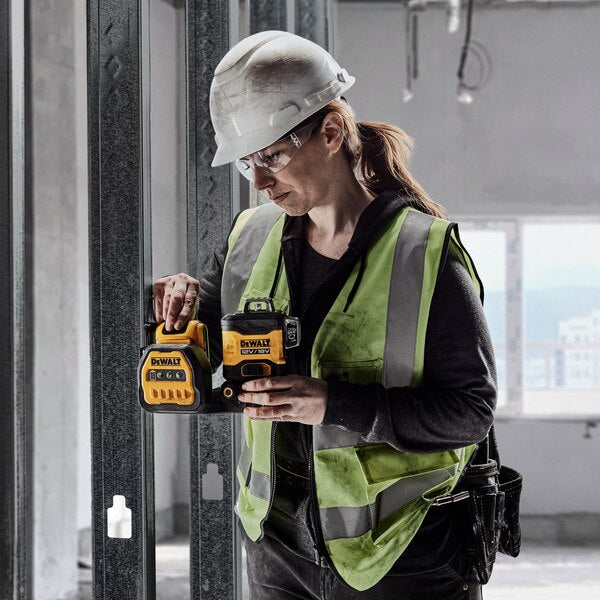 Dewalt DCE089D1G18-QW - Tracciatore Laser 3 x 360° raggio verde 18/12V XR - 1 X 2Ah
