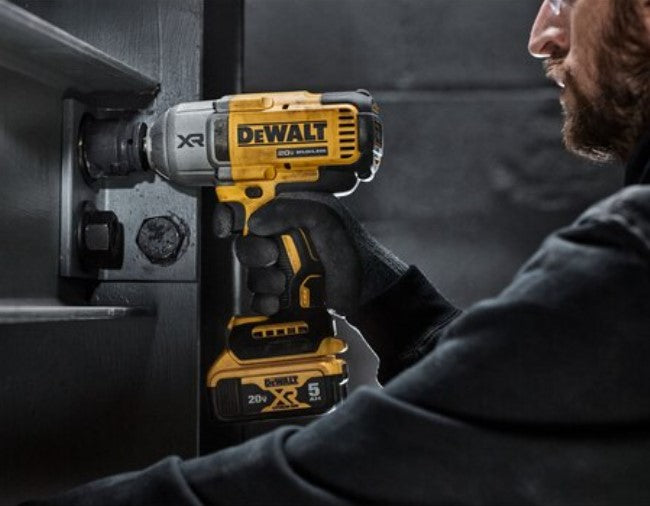 DEWALT DCF900P2T-QW