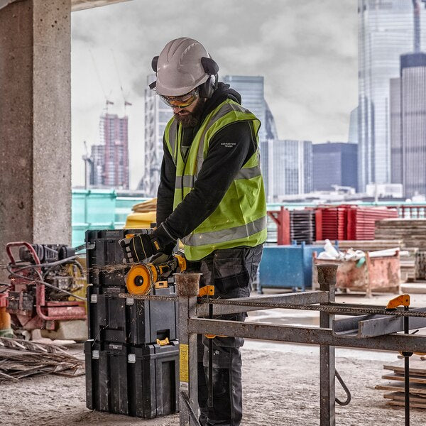 Dewalt DCG418X2-QW - Smerigliatrice angolare 125 mm 54V XR FLEXVOLT - 2 x 9 Ah