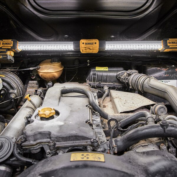 Dewalt DCL045-XJ - Lampada sottocofano a batteria 12V/18V XR, solo corpo