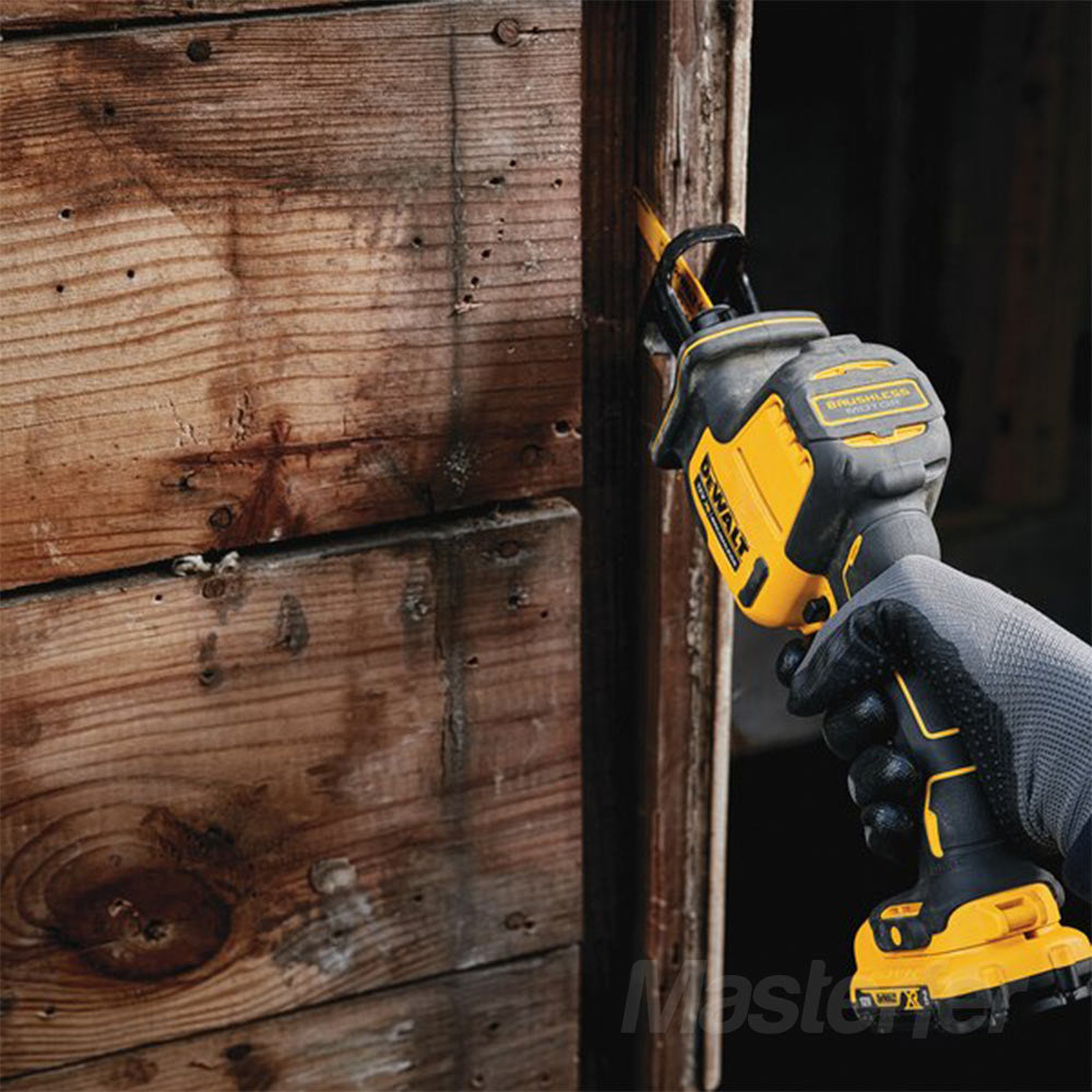 Dewalt DCS312D2 taglio legno
