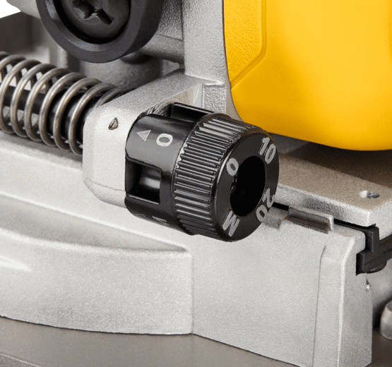 Dewalt DCW682NT-XJ - Fresatrice per linguette a batteria 18V - solo corpo 