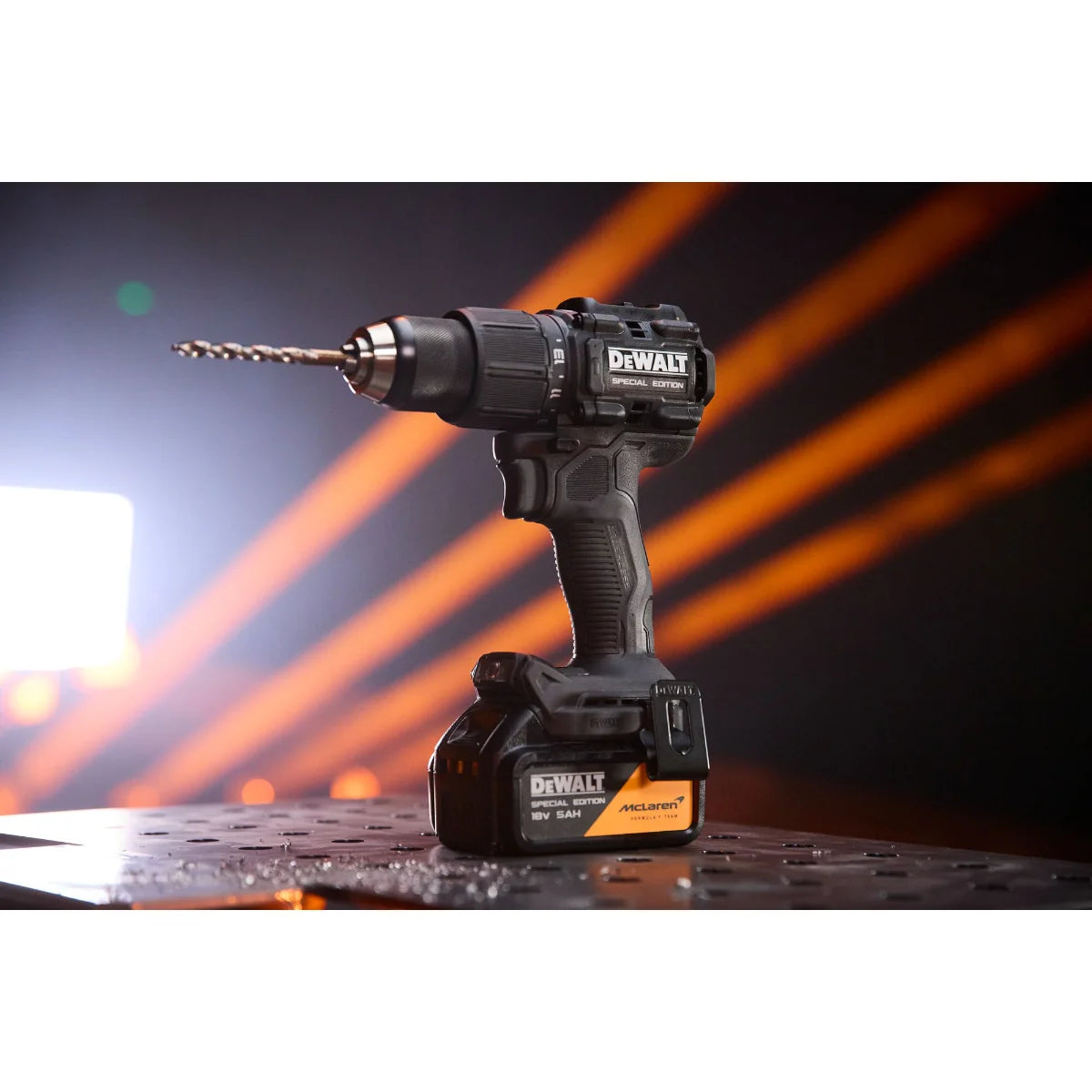 Dewalt DCD86MP2T-QW McLaren - Trapano avvitatore con percussione - 2 batterie da 5Ah 18V
