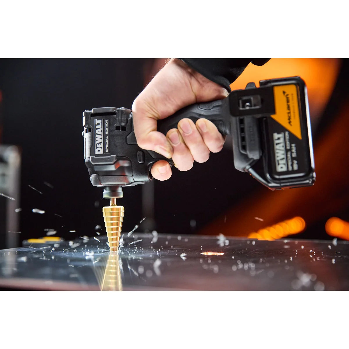 Dewalt DCF86MP2T-QW McLaren - Avvitatore ad impulsi 1/4'' 18V XR, 2 x 5Ah