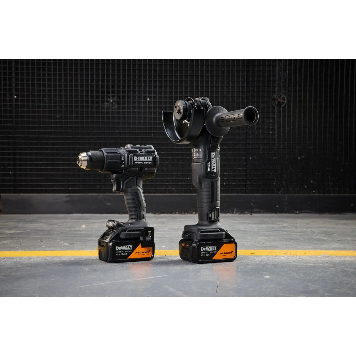 Kit Dewalt McLaren DCK2223MP2T-QW, trapano con percussione + smerigliatrice 18V, 2 x 5Ah
