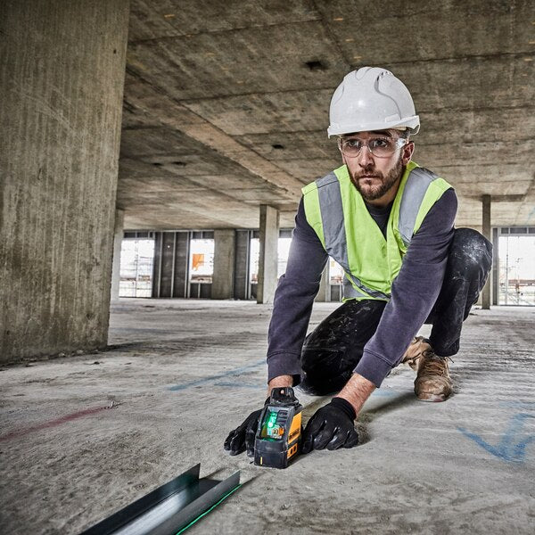 Dewalt Dewalt DW088CG-XJ - Tracciatore/livella laser a 3 linee autolivellante - raggio verde