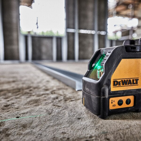 Dewalt Dewalt DW088CG-XJ - Tracciatore/livella laser a 3 linee autolivellante - raggio verde