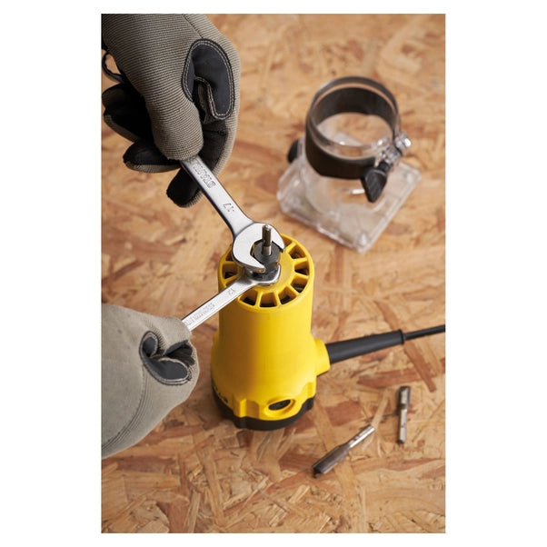 Stanley ST55-QS – Fresatrice verticale compatta per lavorazioni professionali su legno e cartongesso