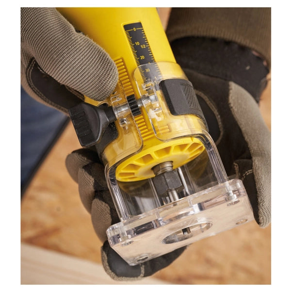 Stanley ST55-QS – Fresatrice verticale compatta per lavorazioni professionali su legno e cartongesso